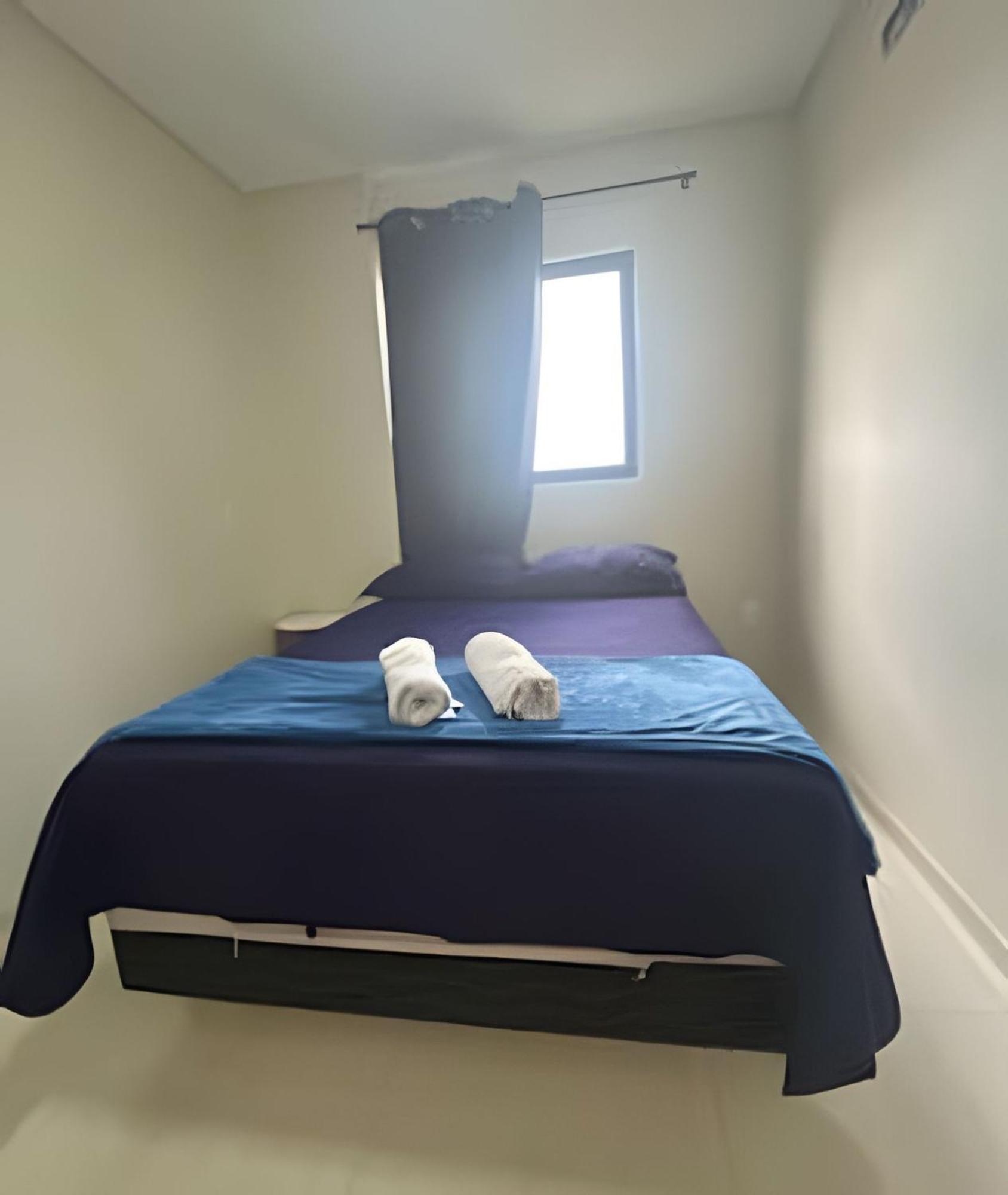 Para 10 Pessoas, 03 Quartos Ar Condicionado E Ventilador, Garagem, Atras Do Hospital Da Unimed Petrolina Eksteriør bilde