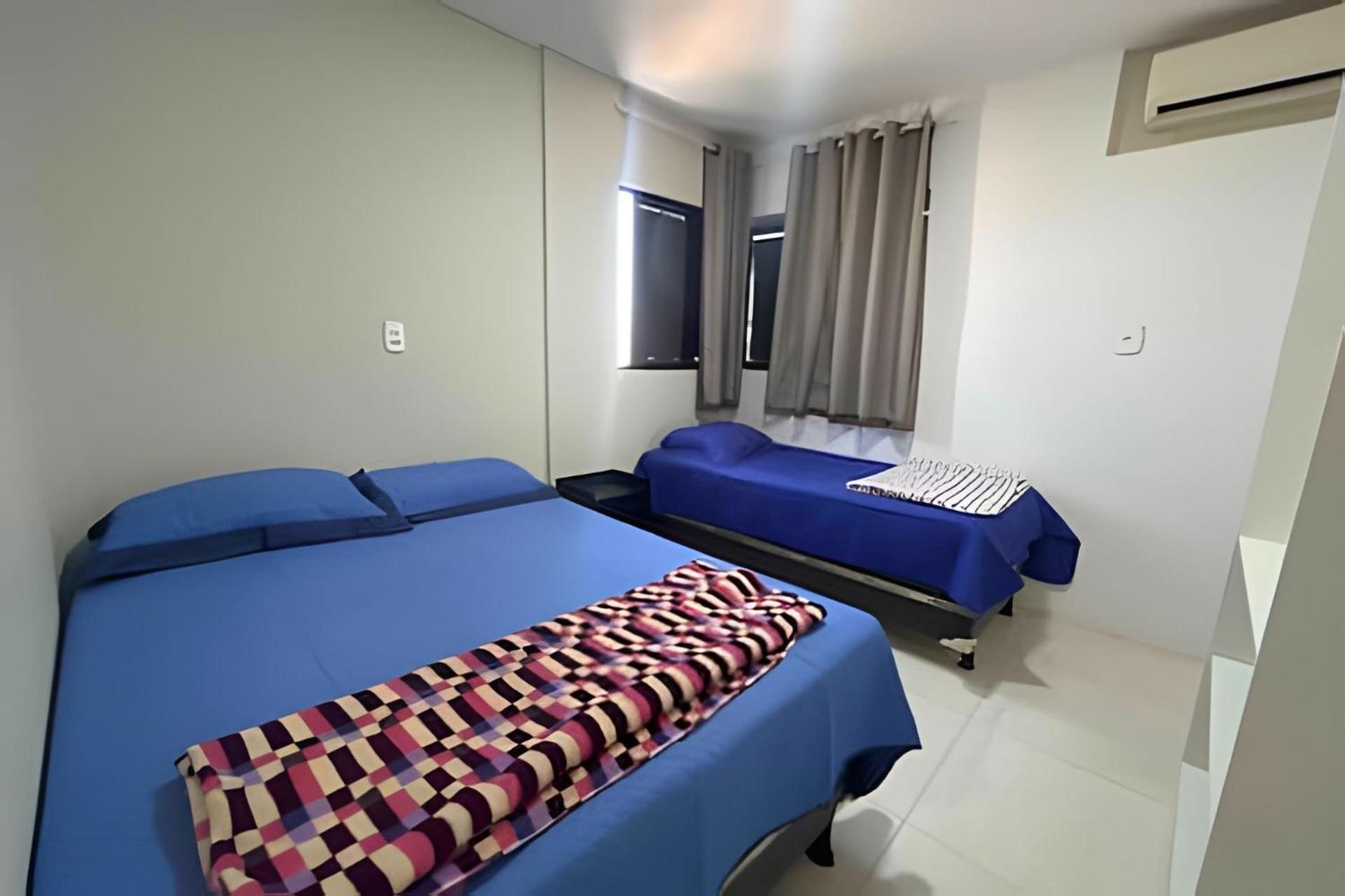 Para 10 Pessoas, 03 Quartos Ar Condicionado E Ventilador, Garagem, Atras Do Hospital Da Unimed Petrolina Eksteriør bilde